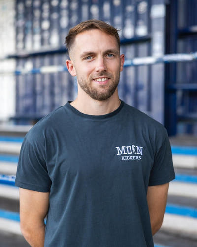 Kickers X Derbe T-Shirt – Schlichte Streetwear mit Statement - Teamdealer